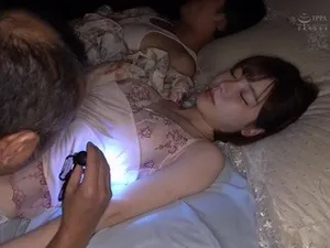 MVG-060 Một con điếm độc ác với hai dây đeo phá hủy hậu môn của một gã đàn ông thích khổ dâm và khiến anh ta xuất tinh như con gái! ! Mitsuki Nagisa #Ranran